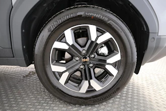 https://vehicle.imgix.net/4373950/ac5ac1df-0eb6-457a-b138-7b34fbf8e69d.jpg