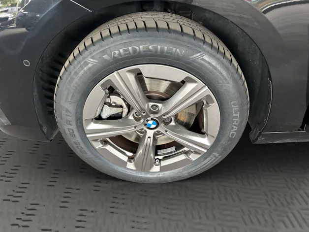 BMW 223d xDrive Active Tourer