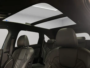 https://vehicle.imgix.net/4374007/f46e6cd1-8945-4cff-9761-19f08783923c.jpg