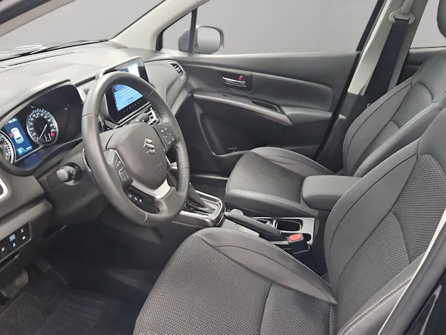 Suzuki S-Cross 1.5 Compact Top Hybrid 4x4