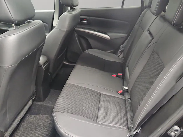 Suzuki S-Cross 1.5 Compact Top Hybrid 4x4