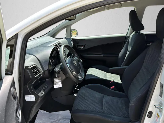 Toyota Verso-S 1.33 VVT-i Linea Sol