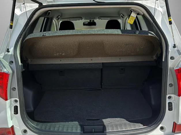 Toyota Verso-S 1.33 VVT-i Linea Sol