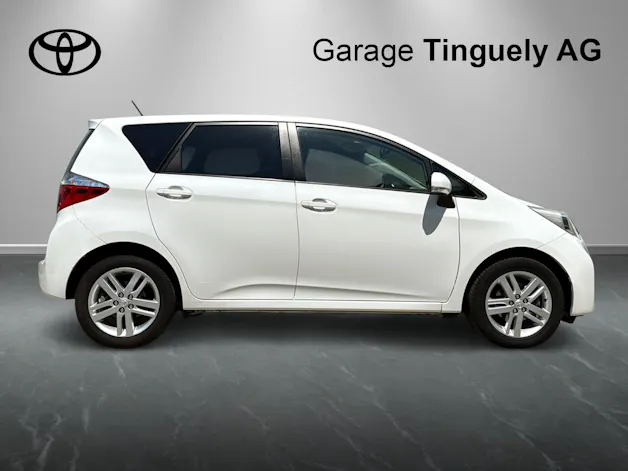 Toyota Verso-S 1.33 VVT-i Linea Sol