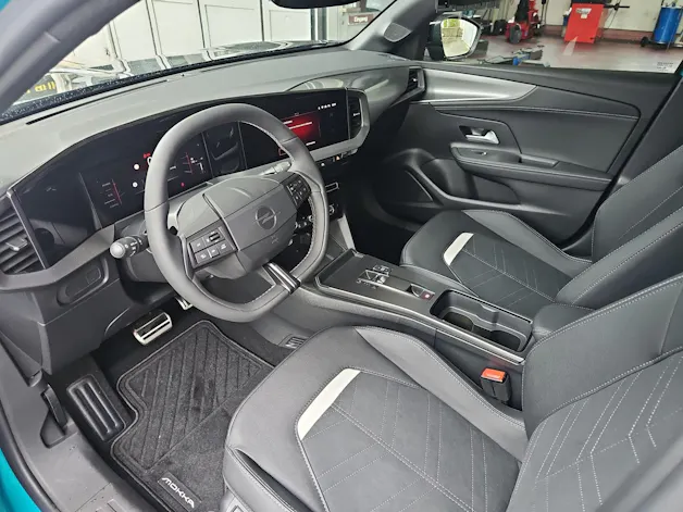 Opel Mokka 1.2 T 145 HEV GS WoW