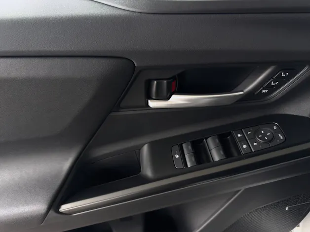 Subaru Solterra eV Luxury AWD