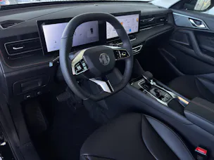 MG HS 1.5 Hybrid Luxury
