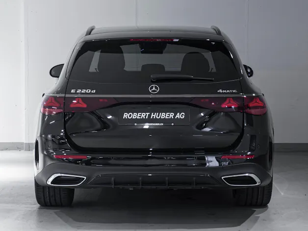 Mercedes-Benz E 220 d 4MATIC T-Modell "Swiss Star"