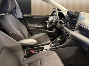 Toyota Yaris 1.5 VVT-i HSD Trend