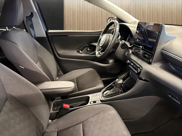 Toyota Yaris 1.5 VVT-i HSD Trend