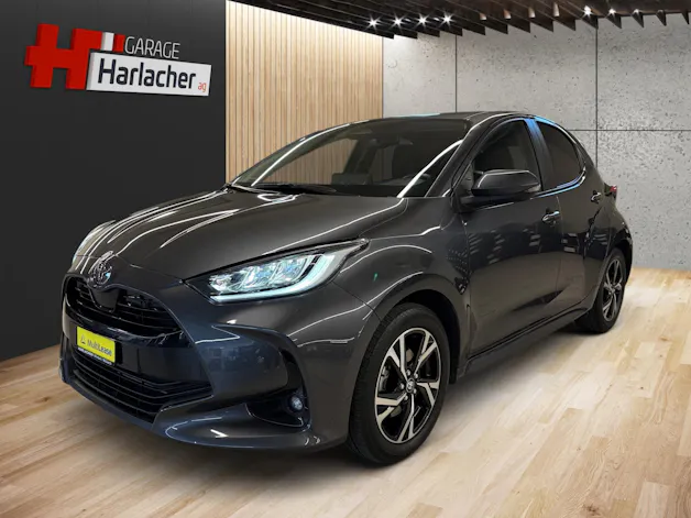 Toyota Yaris 1.5 VVT-i HSD Trend