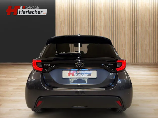 Toyota Yaris 1.5 VVT-i HSD Trend