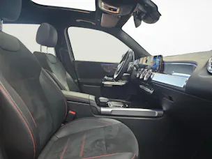 Mercedes-Benz GLB 250 4MATIC AMG Line