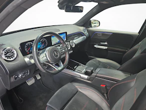 https://vehicle.imgix.net/4374318/5104c982-12f0-4df5-96fb-c0406d7dccca.jpg