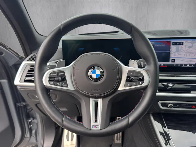 BMW X5 M60i xDrive