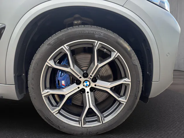 BMW X5 M60i xDrive