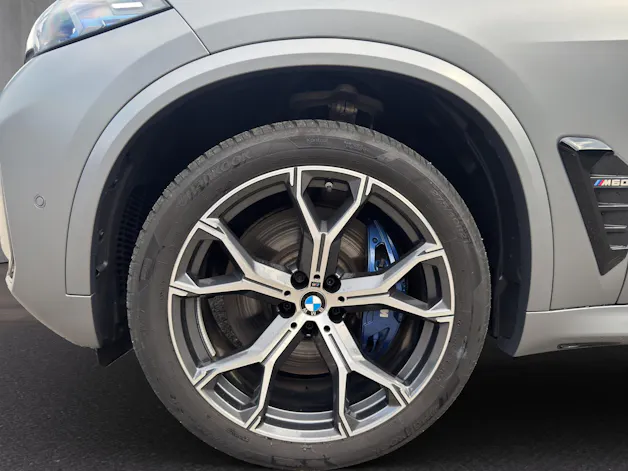 BMW X5 M60i xDrive