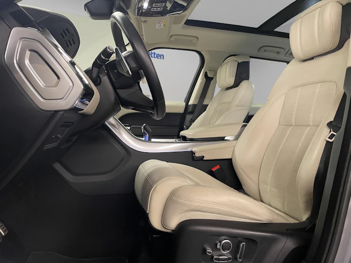 Fahrzeugbild LAND ROVER RANGE ROVER SPORT