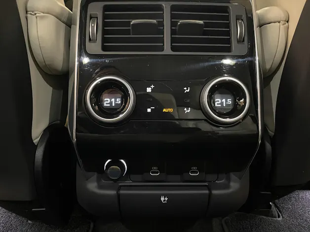 Land Rover Range Rover Sport 3.0 I6 HSE Dynamic (inkl. Anhängerkupplung elektrisch ausklappbar)