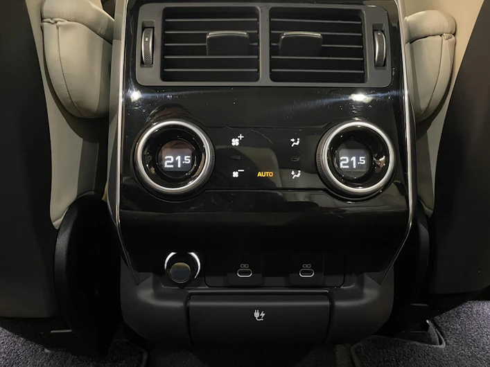 Fahrzeugbild LAND ROVER RANGE ROVER SPORT