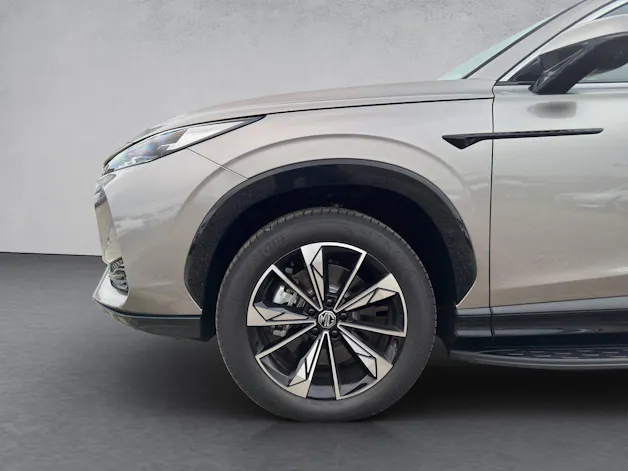 MG HS 1.5 PHEV Luxury