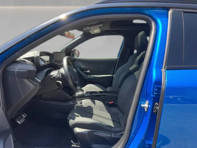Peugeot 2008 1.2 Pure Tech GT EAT8
