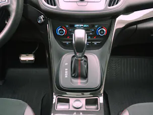 FORD Kuga 2.0 TDCi ST-Line 4WD