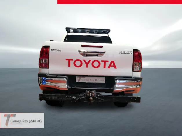 Toyota Hilux Double Cab.-Pick-up 2.8 D-4D 204 Style