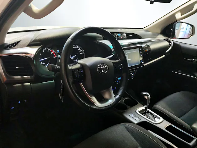 Toyota Hilux Double Cab.-Pick-up 2.8 D-4D 204 Style