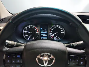 Toyota Hilux Double Cab.-Pick-up 2.8 D-4D 204 Style