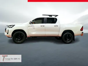 Toyota Hilux Double Cab.-Pick-up 2.8 D-4D 204 Style