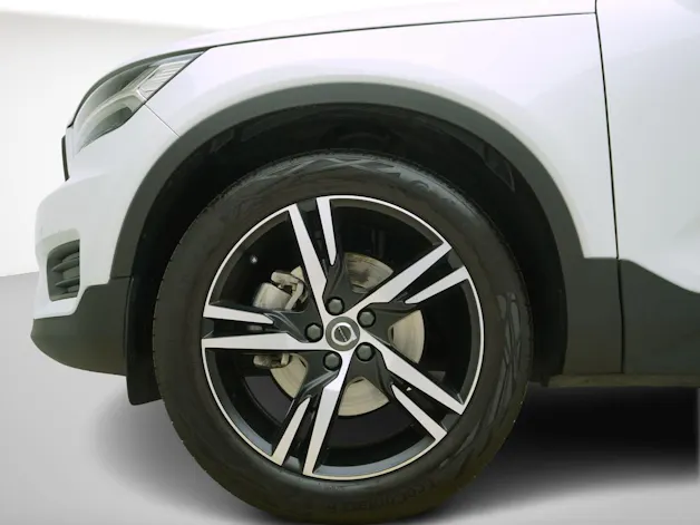 Volvo XC40 2.0 T4 R-Design AWD