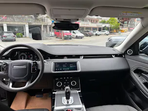 Land Rover Evoque D 150 S