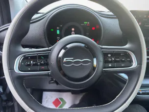 Fiat 500 electric 87 kW La Prima