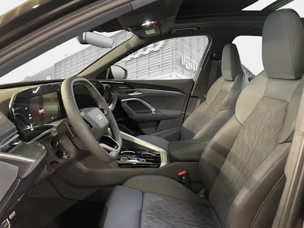 AUDI SQ5 TFSI quattro S-tronic