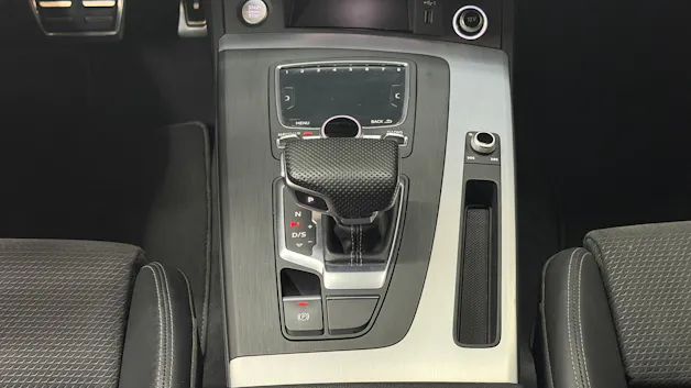 Audi Q5 55 TFSI e sport quattro