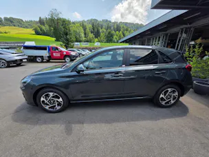 Hyundai i30 1.6 T-GDi Amplia DCT