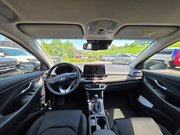 Hyundai i30 1.6 T-GDi Amplia DCT
