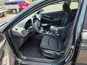 Hyundai i30 1.6 T-GDi Amplia DCT