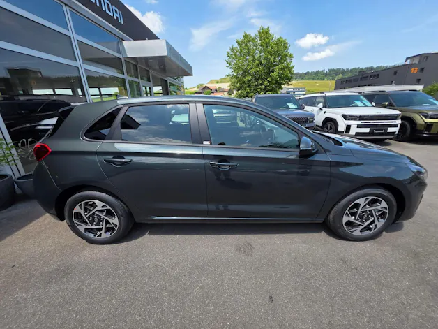 Hyundai i30 1.6 T-GDi Amplia DCT