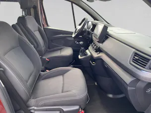 Renault Trafic Blue dCi 170 Spacenomad Iconic EDC