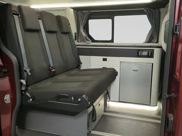 RENAULT Trafic Blue dCi 170 Spacenomad Iconic EDC