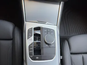 BMW 330e xDrive Touring