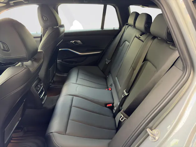 BMW 330e xDrive Touring