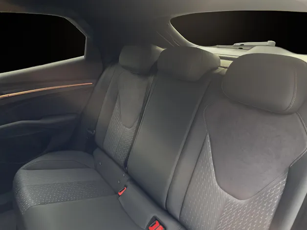 CUPRA Raval 52 kWh Dynamic+ Launch Edition