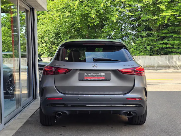 Mercedes-Benz GLA AMG 35 4Matic 8G-DCT