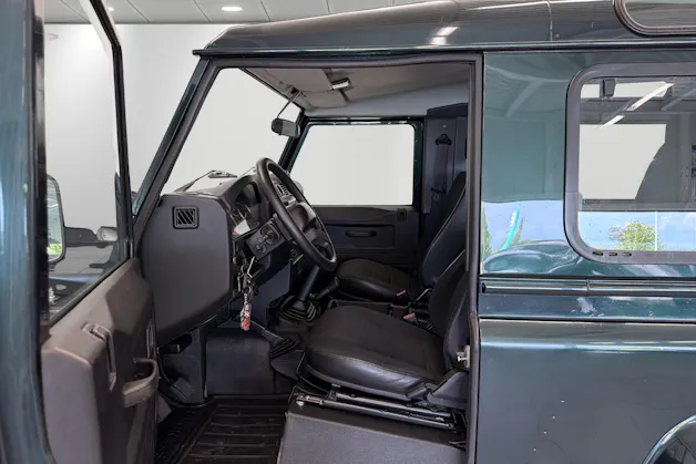 Land Rover Defender 90 2.2 TD4 Station Wagon