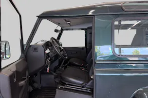 Land Rover Defender 90 2.2 TD4 Station Wagon