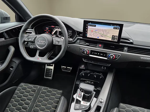 Audi RS4 Avant 25 year edition quattro tiptronic