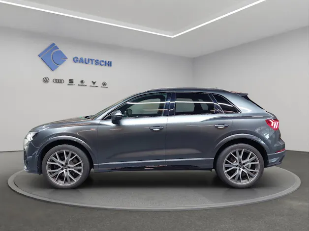 Audi Q3 40 TFSI S line quattro S-tronic